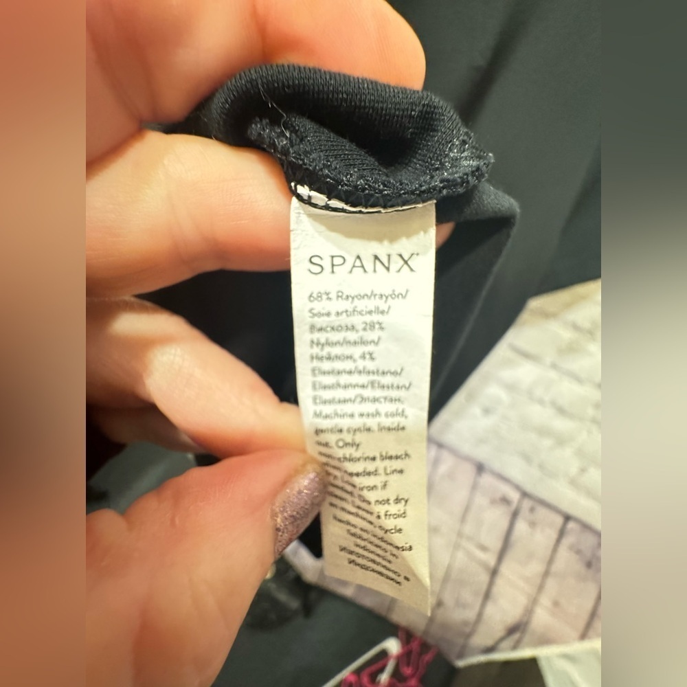 SPANX The Perfect Funnel Top Ponte Shirt Zip Back Short Sleeve Slimming Medium - Picture 11 of 15